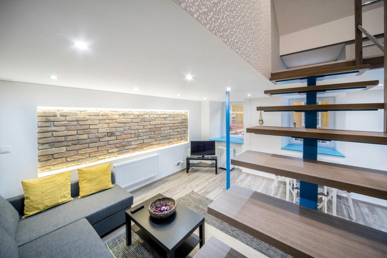 Akacfa 2 Bedroom Center Apartment (Adults Only)