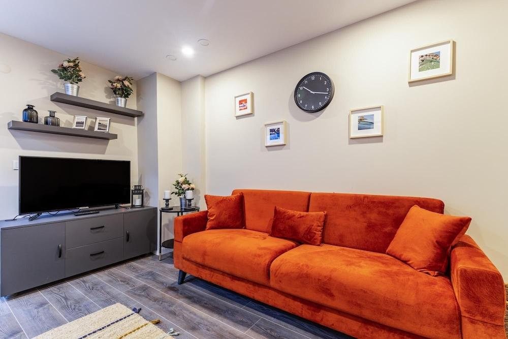 Fully Furnished Magnificent Flat in Sisli