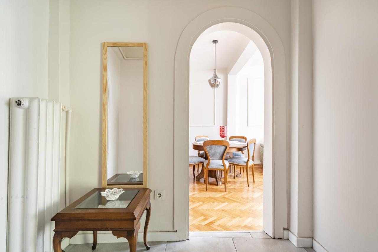 Central Flat Close To Osmanbey Metro in Sisli