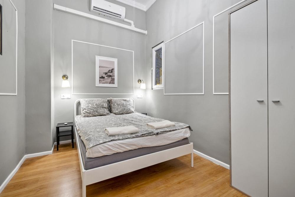 Venus Apartments - Akacfa Street I