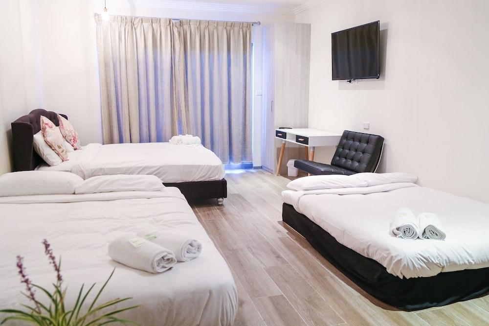 Sydney Riseon Hotel 2