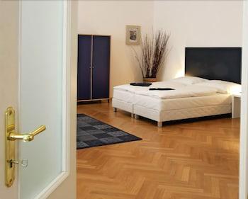 Prague Central Apartments 2