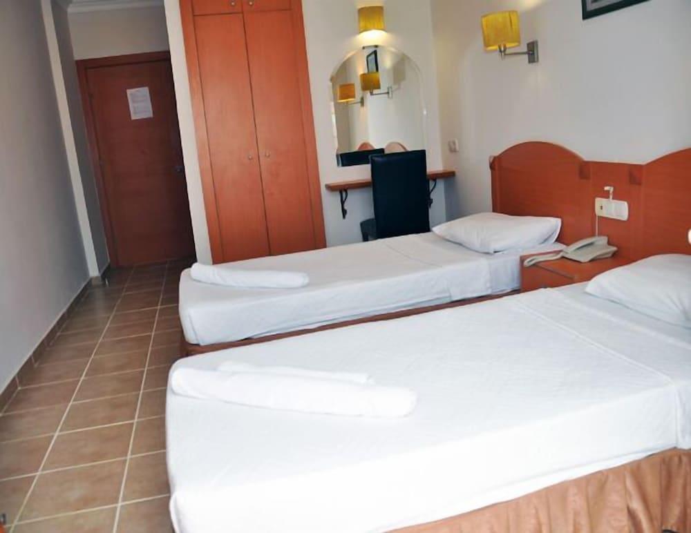 The Park Marmaris Hotel 2