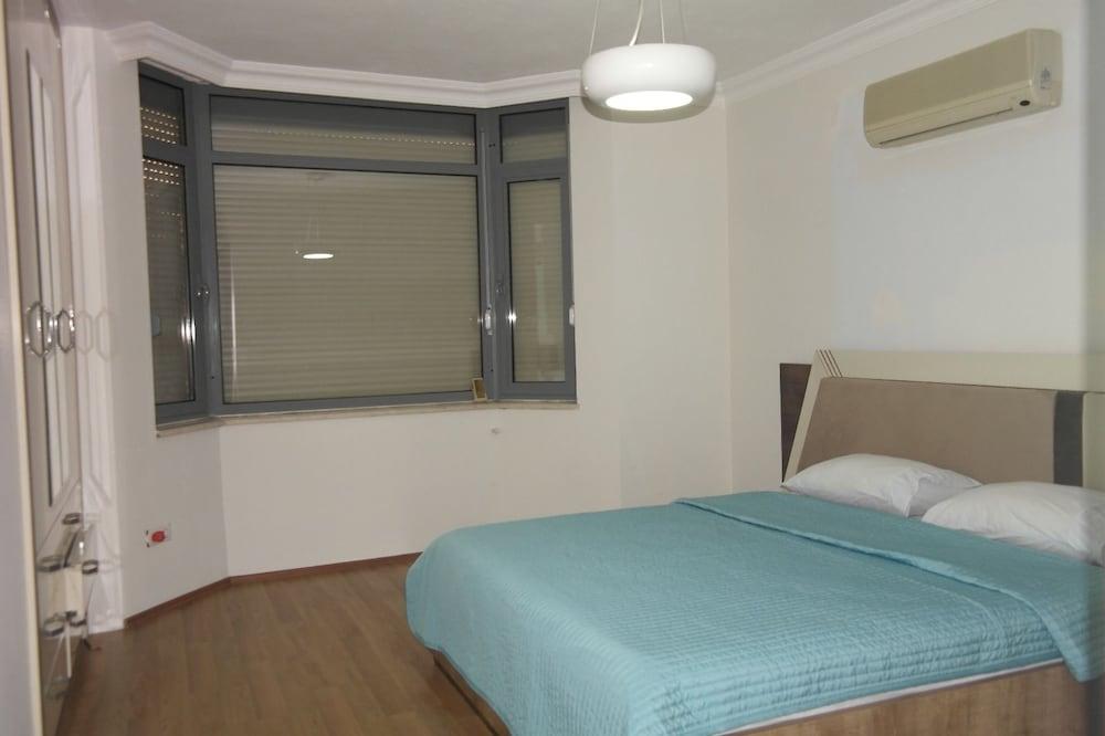 Villa with Private Pool in Icmeler 1