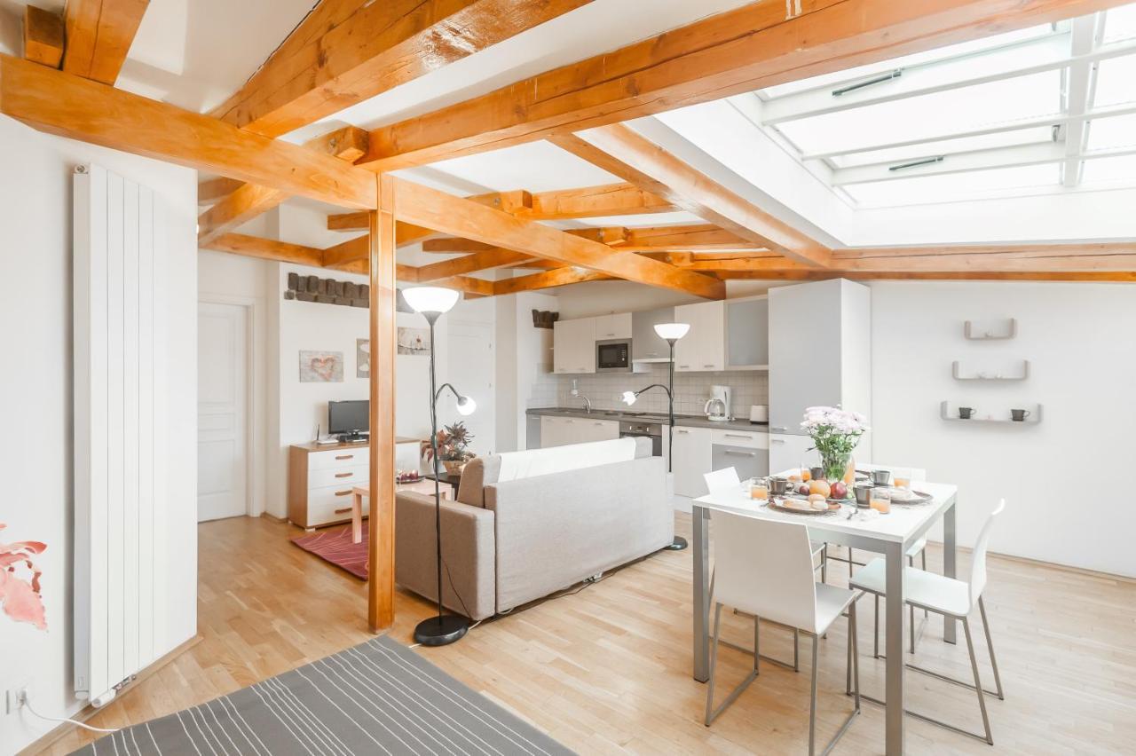 Hybernska Apartments 1