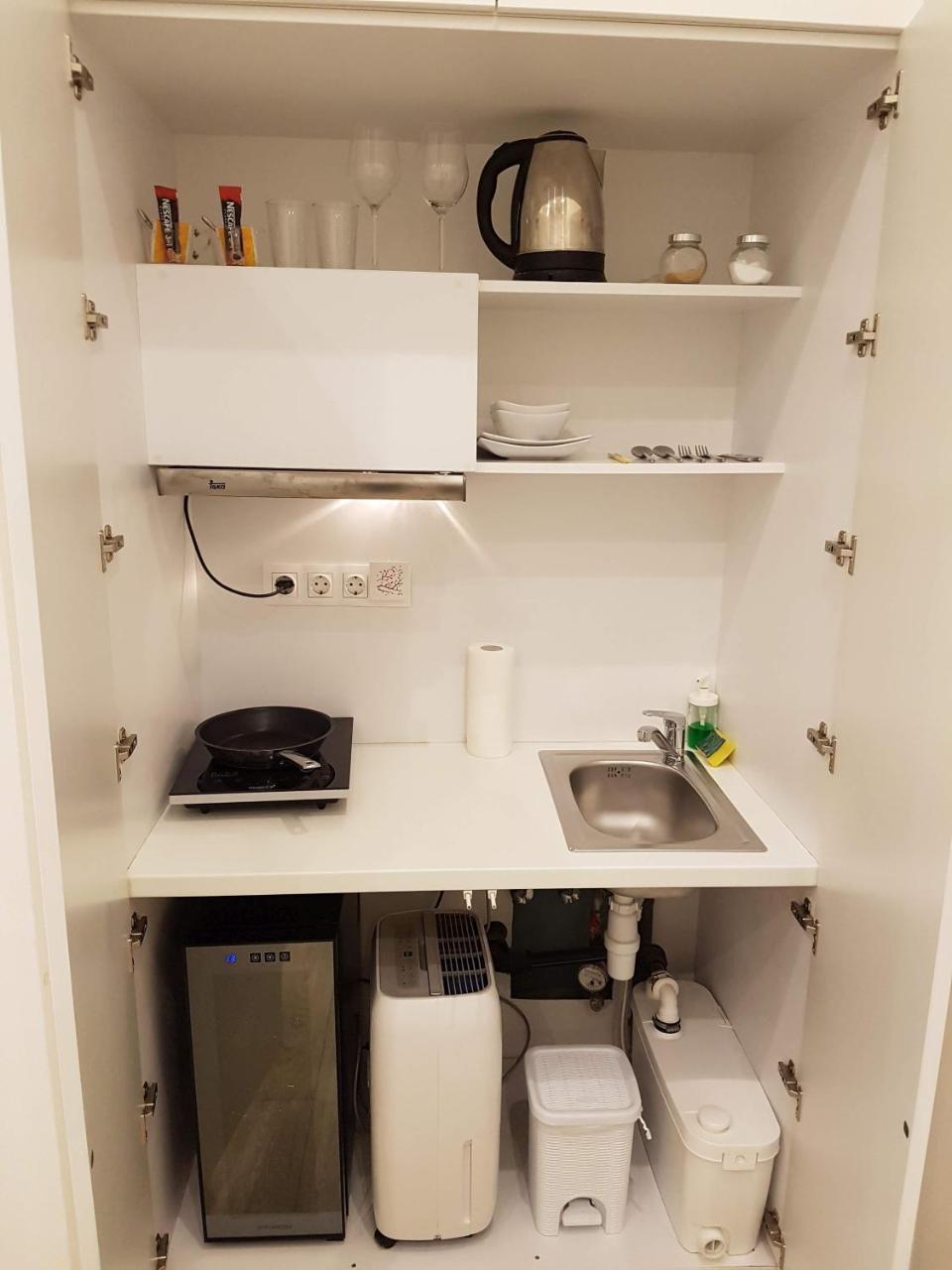 Binder-Home Stylish Studios Budapest/Parliament (Adults Only)