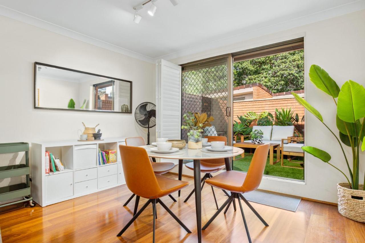 Elegantly Modern 2-Bed in the Heart of Chippendale 2