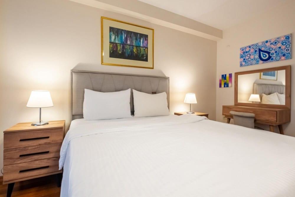 Pleasant Flat with Central Location in Sisli 2