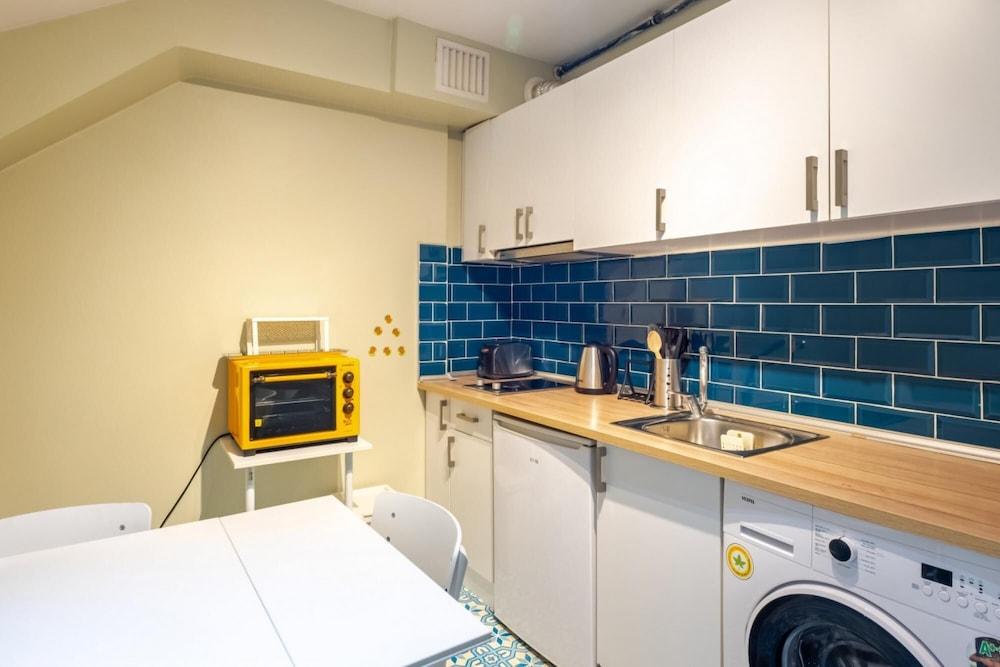 Flat with Backyard Near Taksim Square in Sisli 2