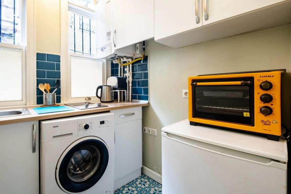 Superb Flat with Excellent Location in Sisli 1