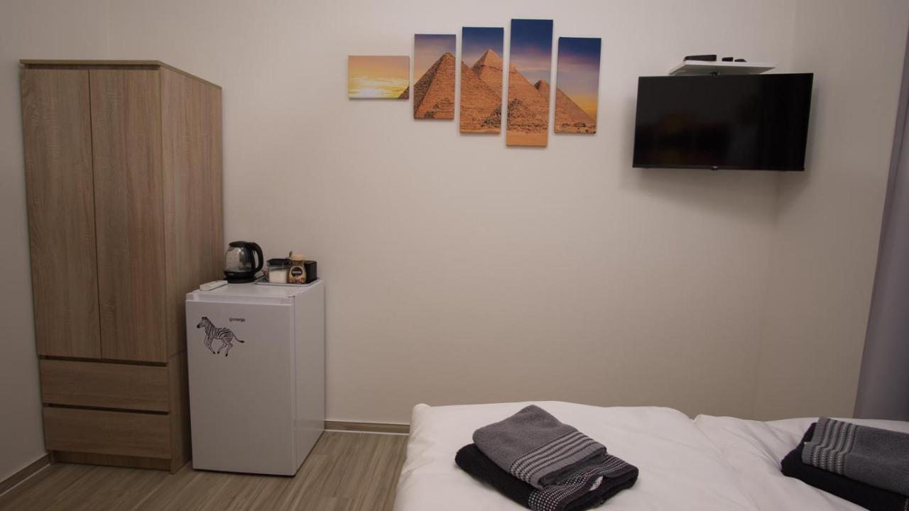 Apartment Continents Nearby Main Train And Bus Station 2