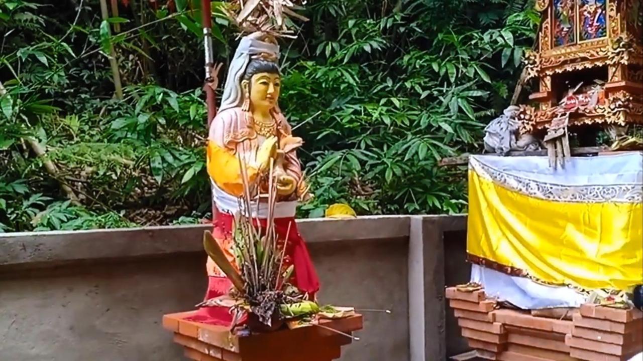 Penglukatan Dasa Mala Lan Tirta Widiadari 1