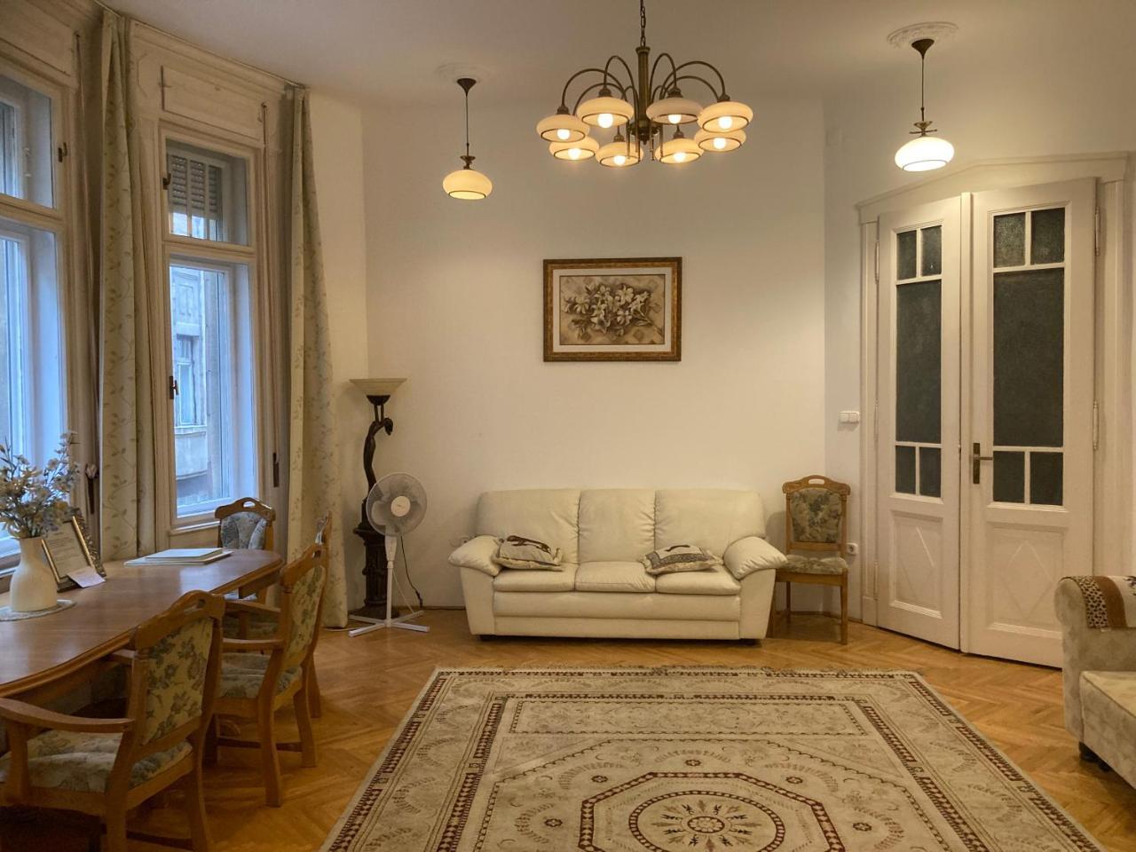 Elegance in the Heart