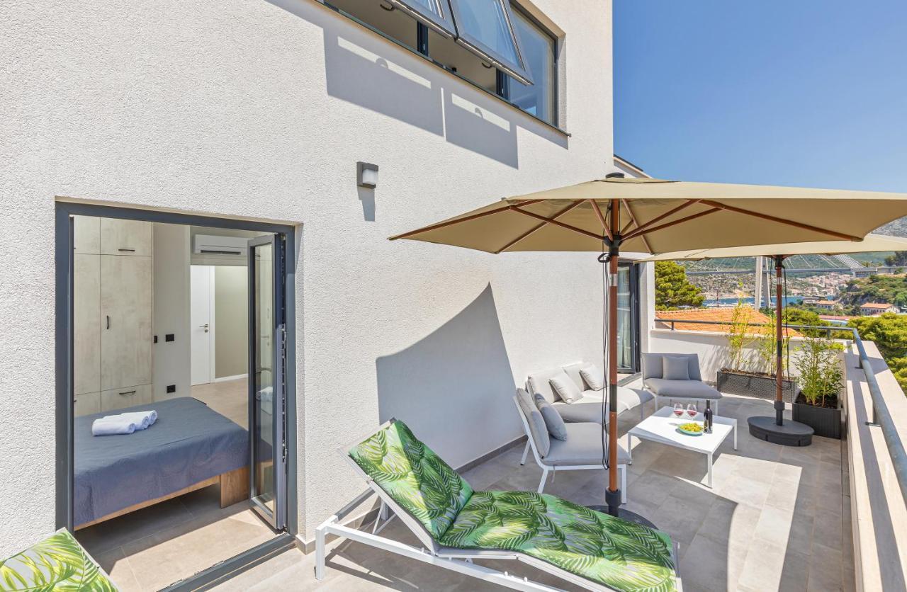 Blacksmith Apartments by Duhomes 1