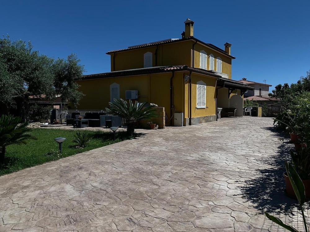 Residence Via Messina Pt Dx