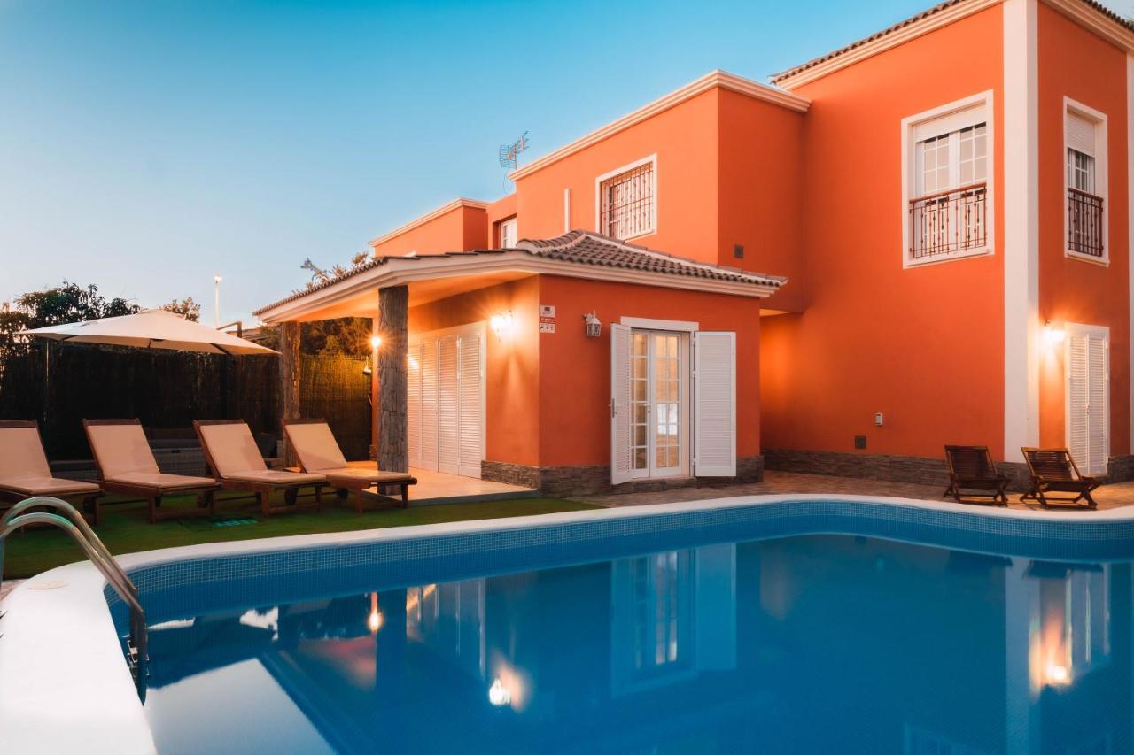 Villa Chloe Costa Adeje Tenerifesummervillas Giant Private Pool 11 Meters Long