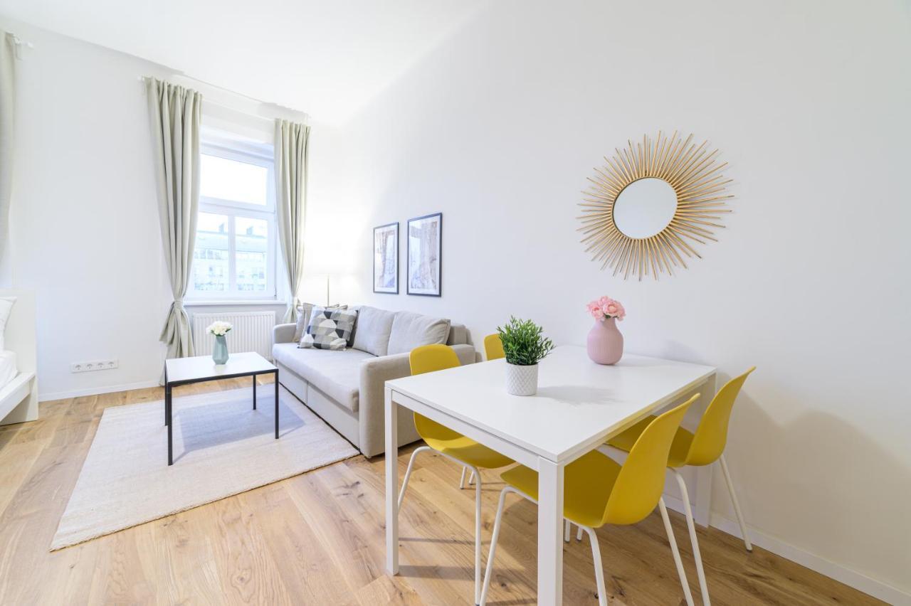 Beautiful Apartment in Vienna's Heart 1c 1