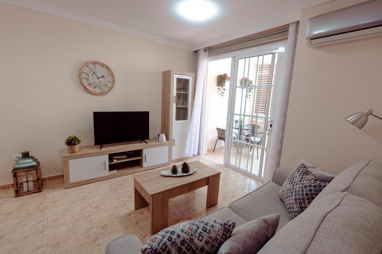 Apto Ache, Acogedor Apartamento de 66 M Con Terraza, Aire Acondicionado Y Parking Privado Gratuito 2