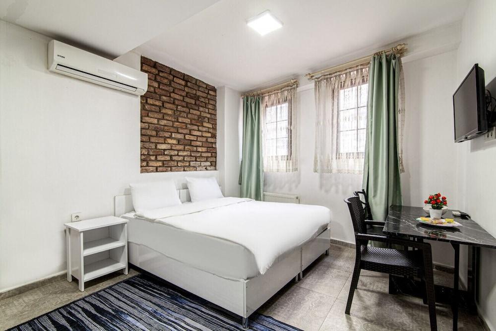 Comfy Studio Flat with Great Location in Beyoglu