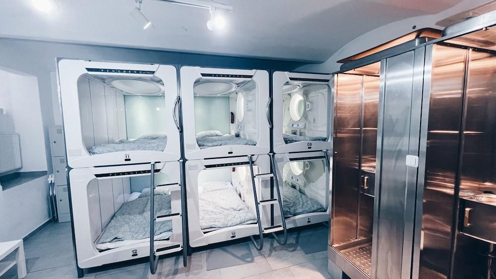 Space One Vienna - Simple Living in the Center