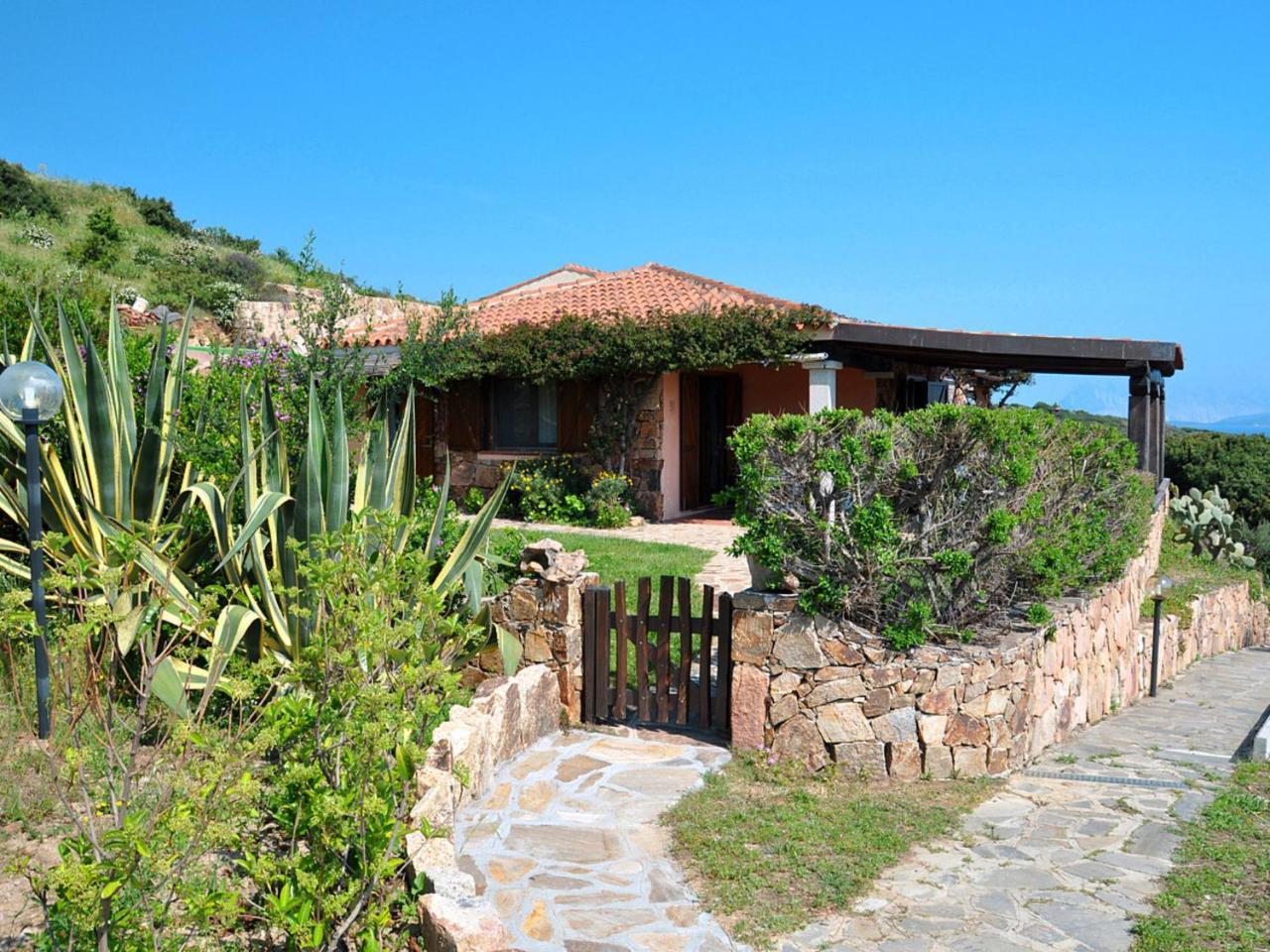 Holiday Home Costa Caddu - Teo153 by Interhome 2