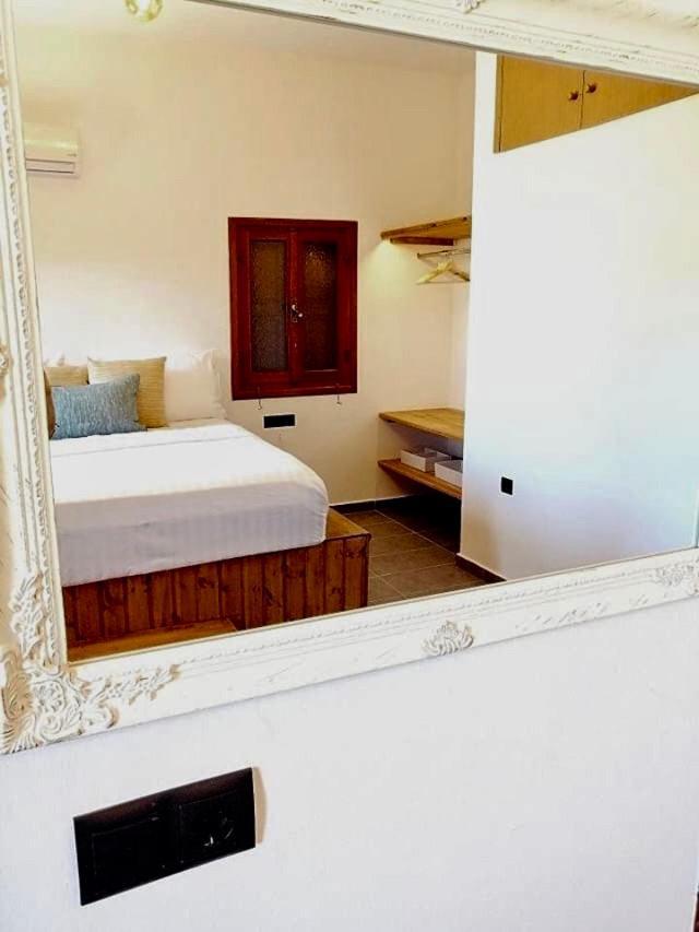 Popi Studios (Adults Only)