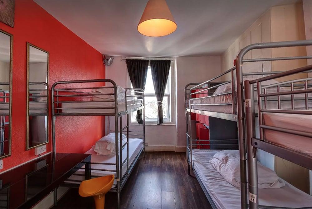 Book a Bed Hostel (Adults only)