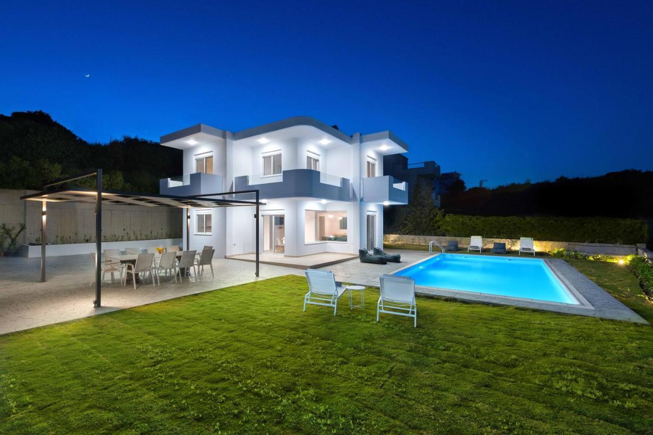 Hill & Sea View Villa