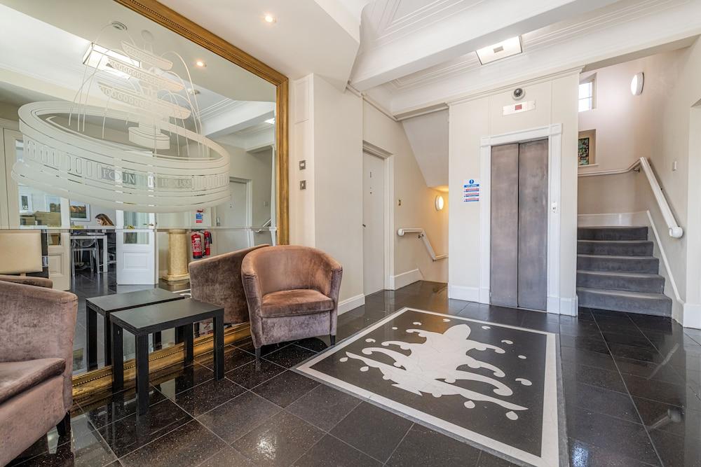 Fountain House Apartments