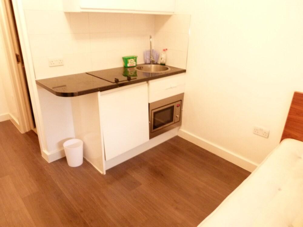 Ss Property Hub - City of London Studio Apartment 18 2