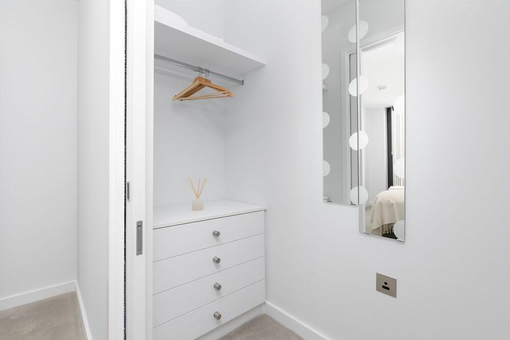 Modern Townhouse Near 02 Arena & Excel 2