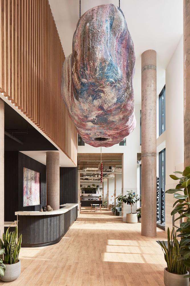 The Collective Canary Wharf (Adults only) 1