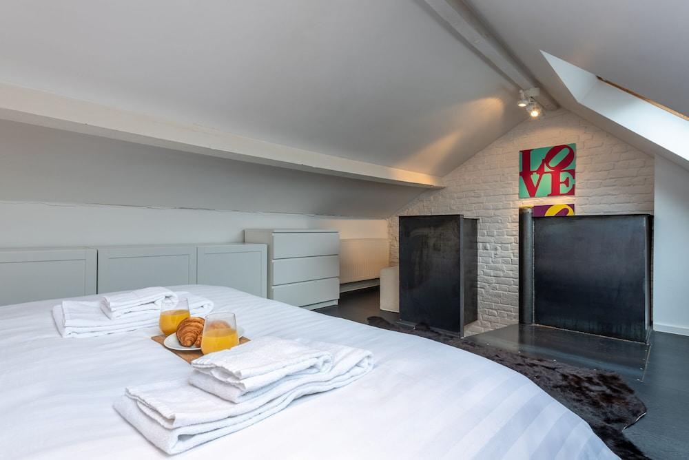 Europea Luxury Duplex Residence Flagey 2