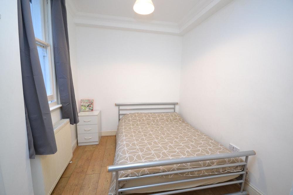 Norfolk Place Apartments 1