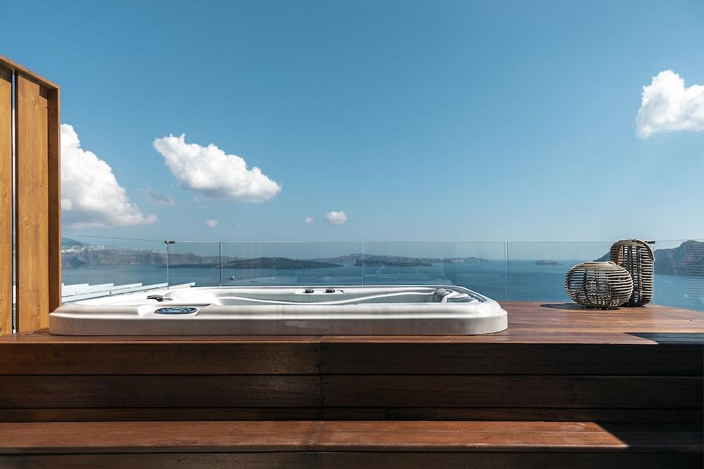 3 Elements by Stylish Stays