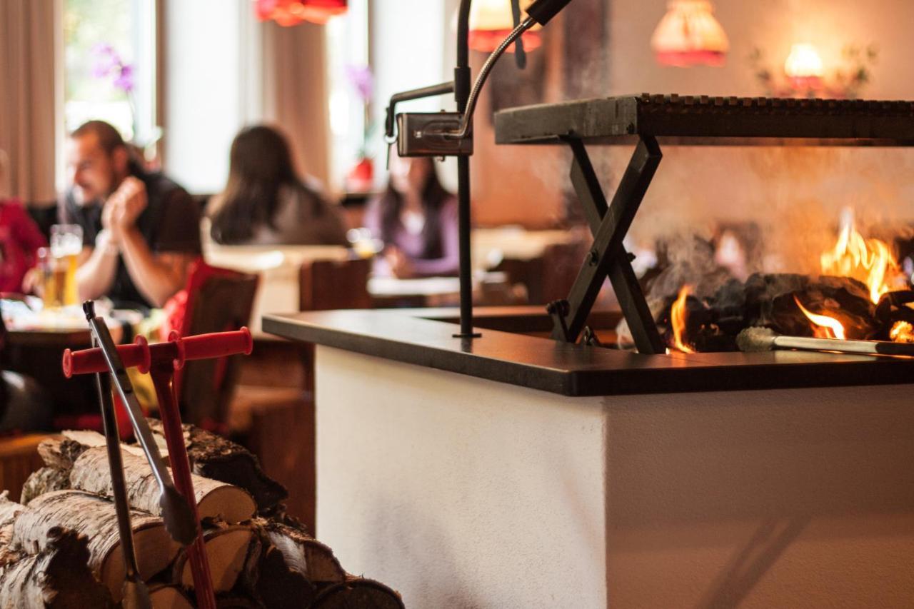 Landgasthof Zur Quelle 2