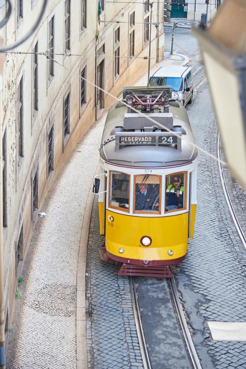 Modern Apartment Calcada Sao Francisco II