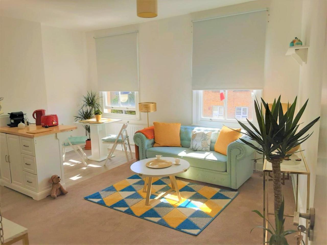 Julian Apartment Center of London