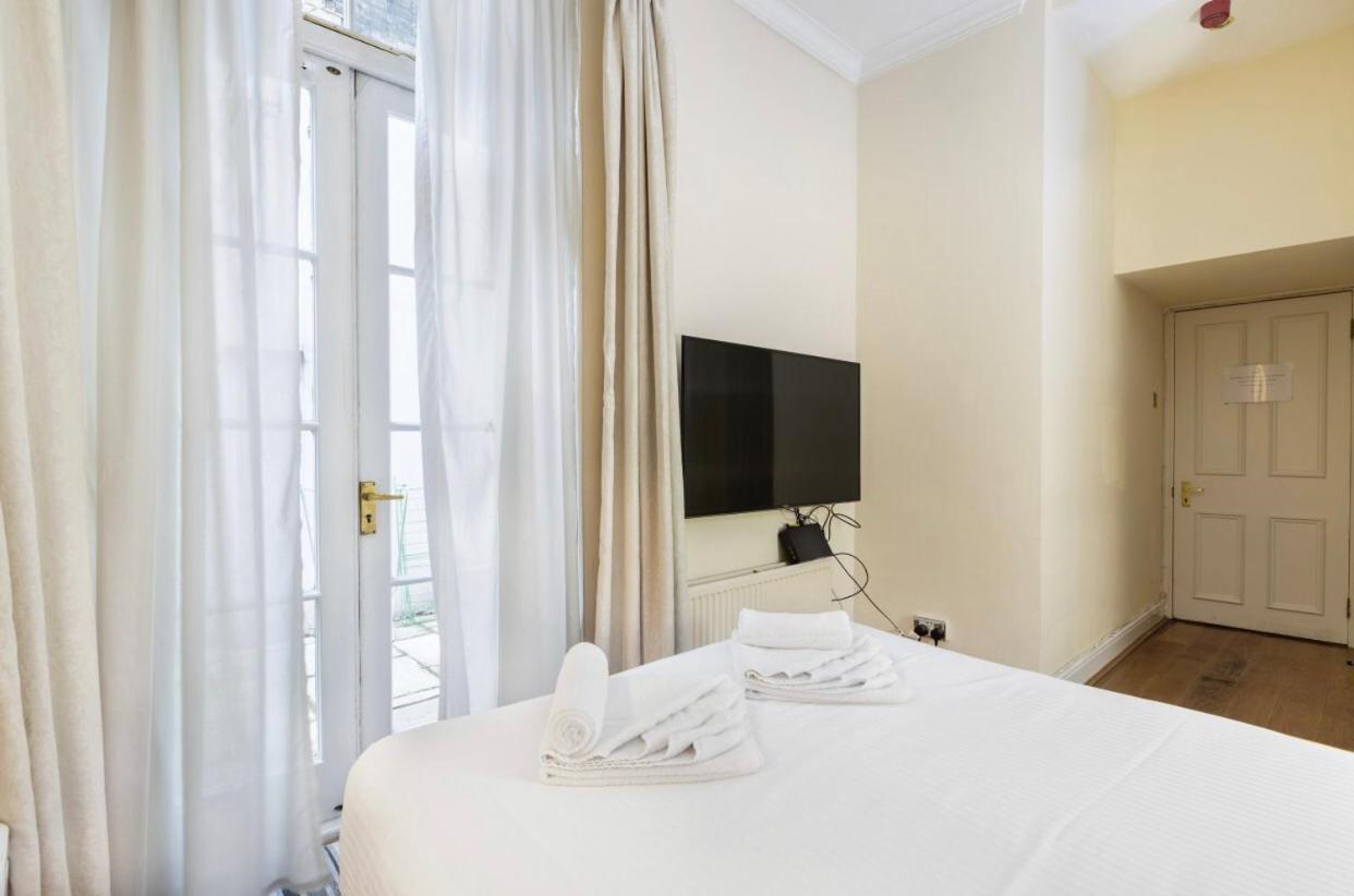 Oxford Street Homestay