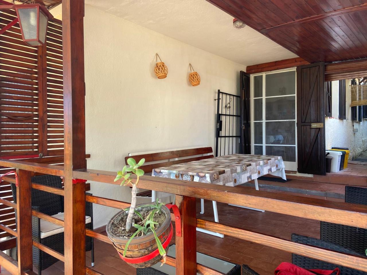 Cala Sinzias, 150 Mt Dalla Splendida Spiaggia 2