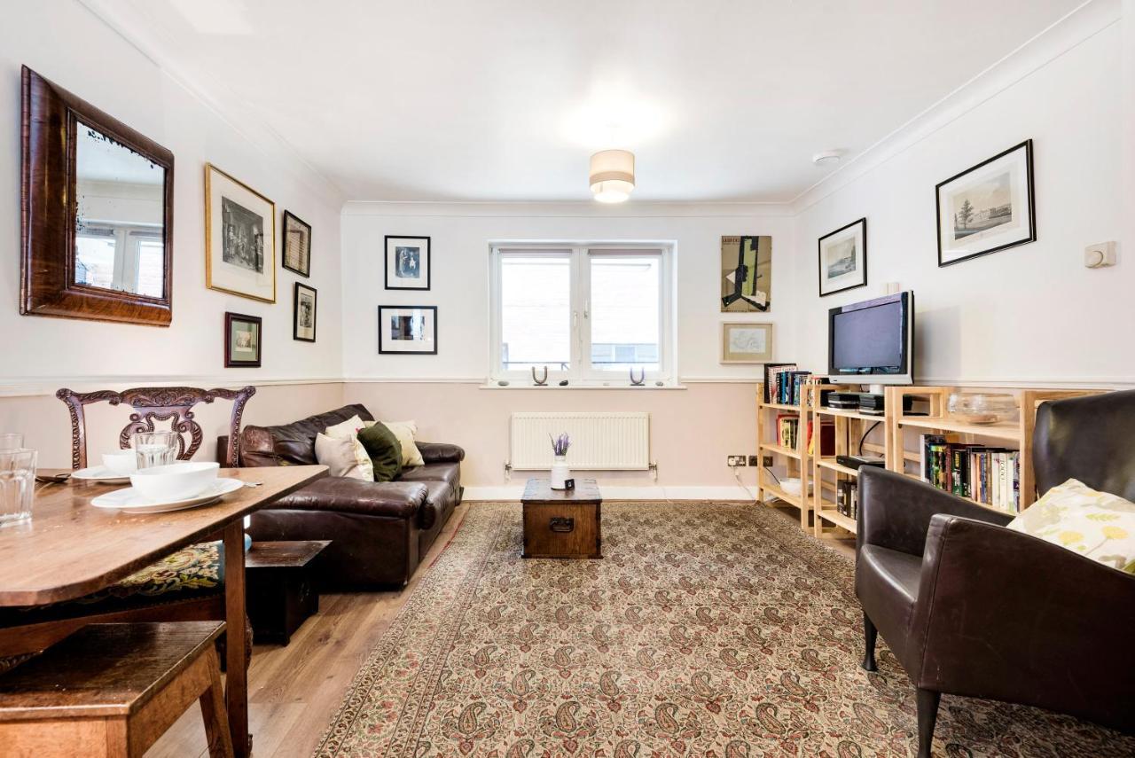 Lovely Mansion House Apartment