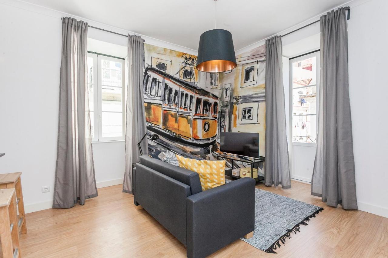 Apartment Yellow Bica 1