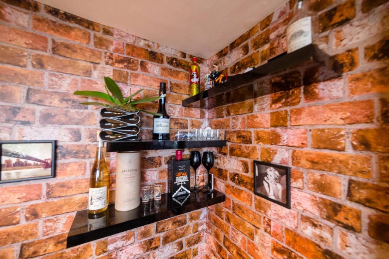 Studio Flat in Paddington Central London Zone 1 2