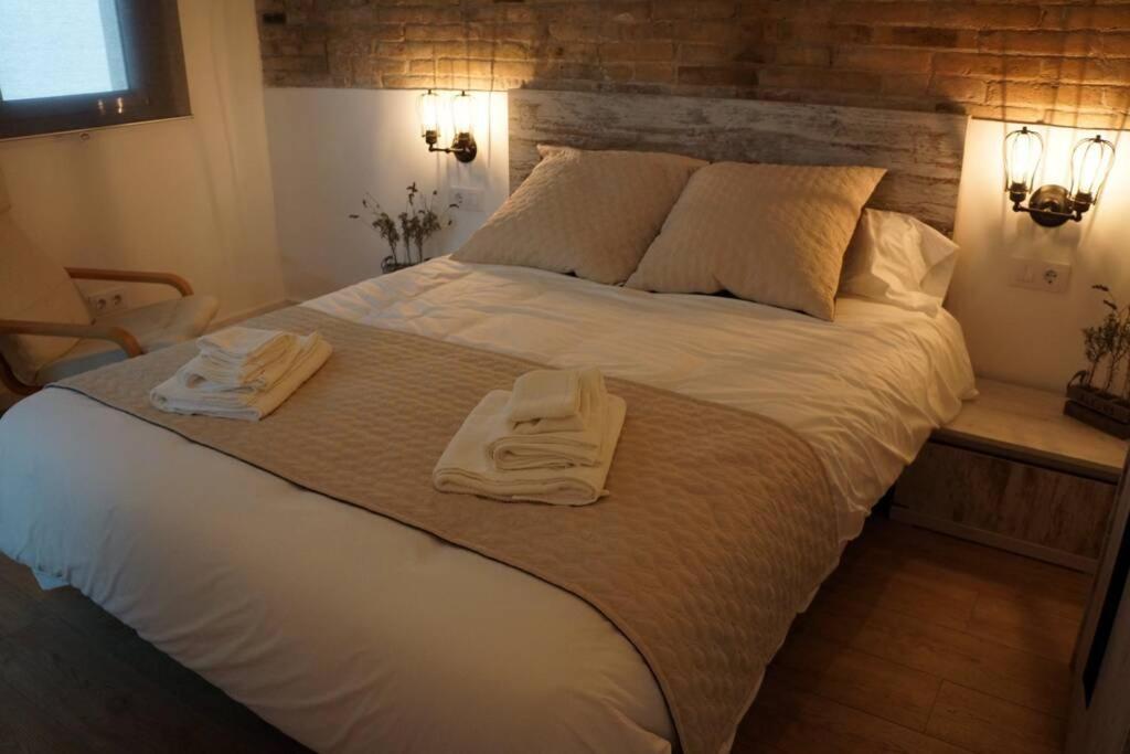 Barcelona Industrial Style Apartment 2