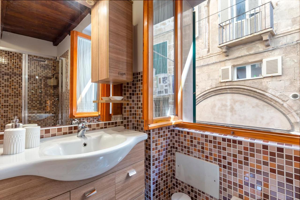 Nonno Efisio Apartment Old Town 2