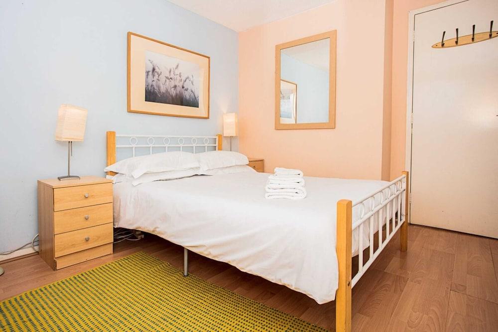 Incredible Views - 1 Bedroom in Chancery Lane