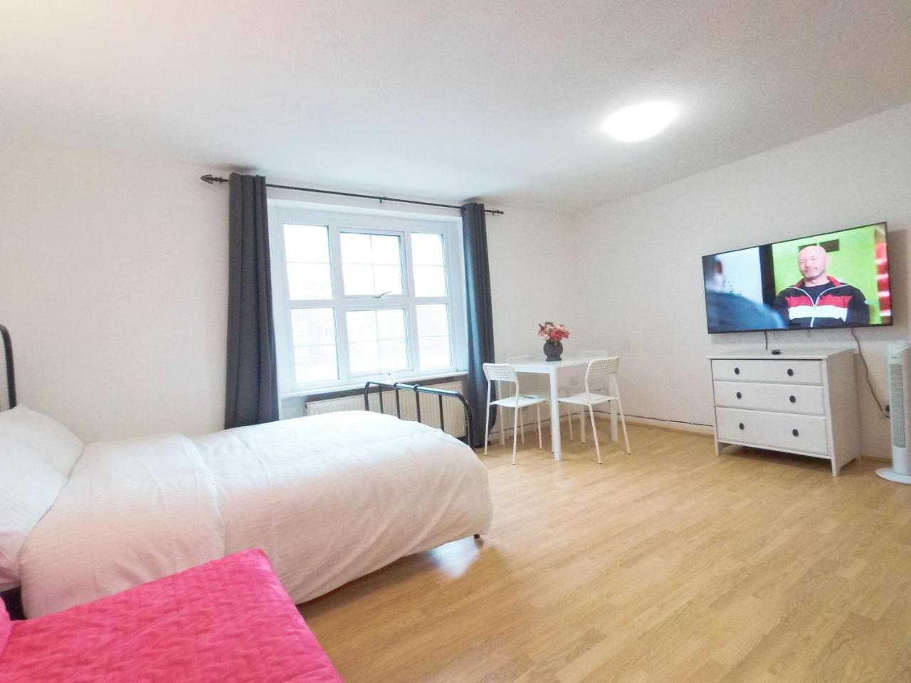 Luna 218 Flat 3 at Marble Arch 2