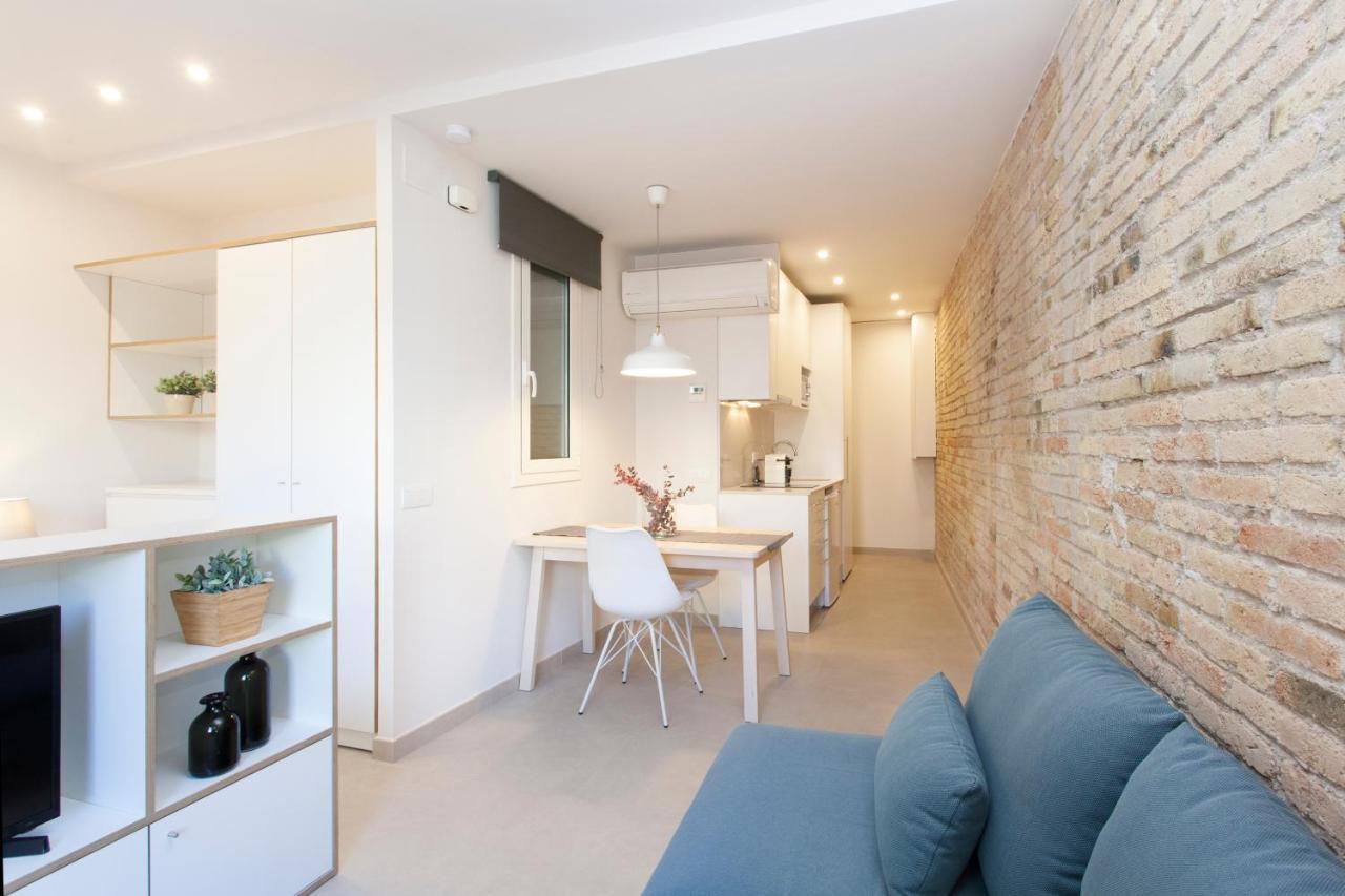 Charming Sagrada Familia Ea