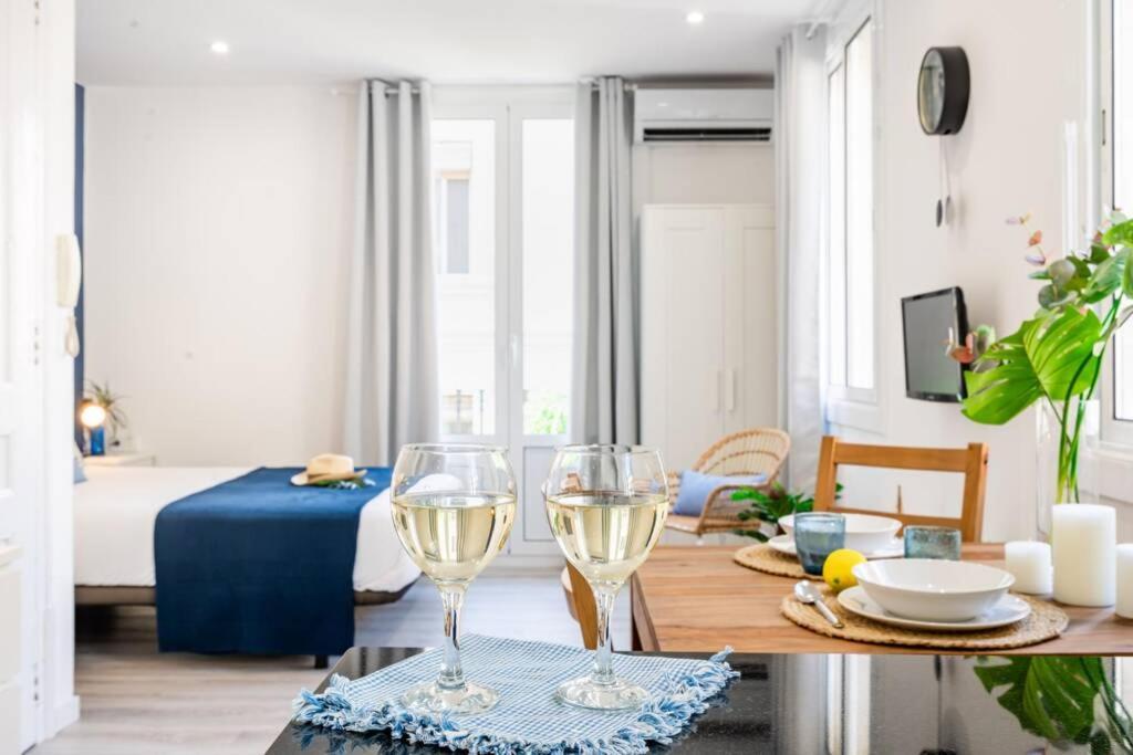 Lodging Apartments Barceloneta Beach Studio P2