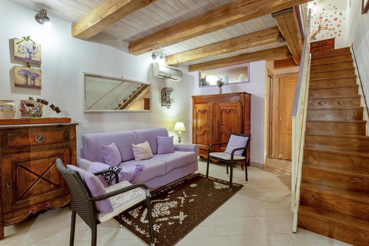 Amethyst Attic in Old Town by Sea 1